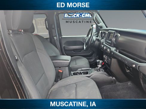 Used 2020 Jeep Wrangler Unlimited Sport AWD/4WD image 16
