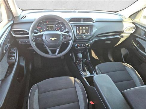 Used 2023 Chevrolet TrailBlazer LT image 16
