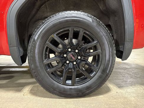 Used 2020 GMC Sierra 1500 Elevation w/ Elevation Value Package image 10