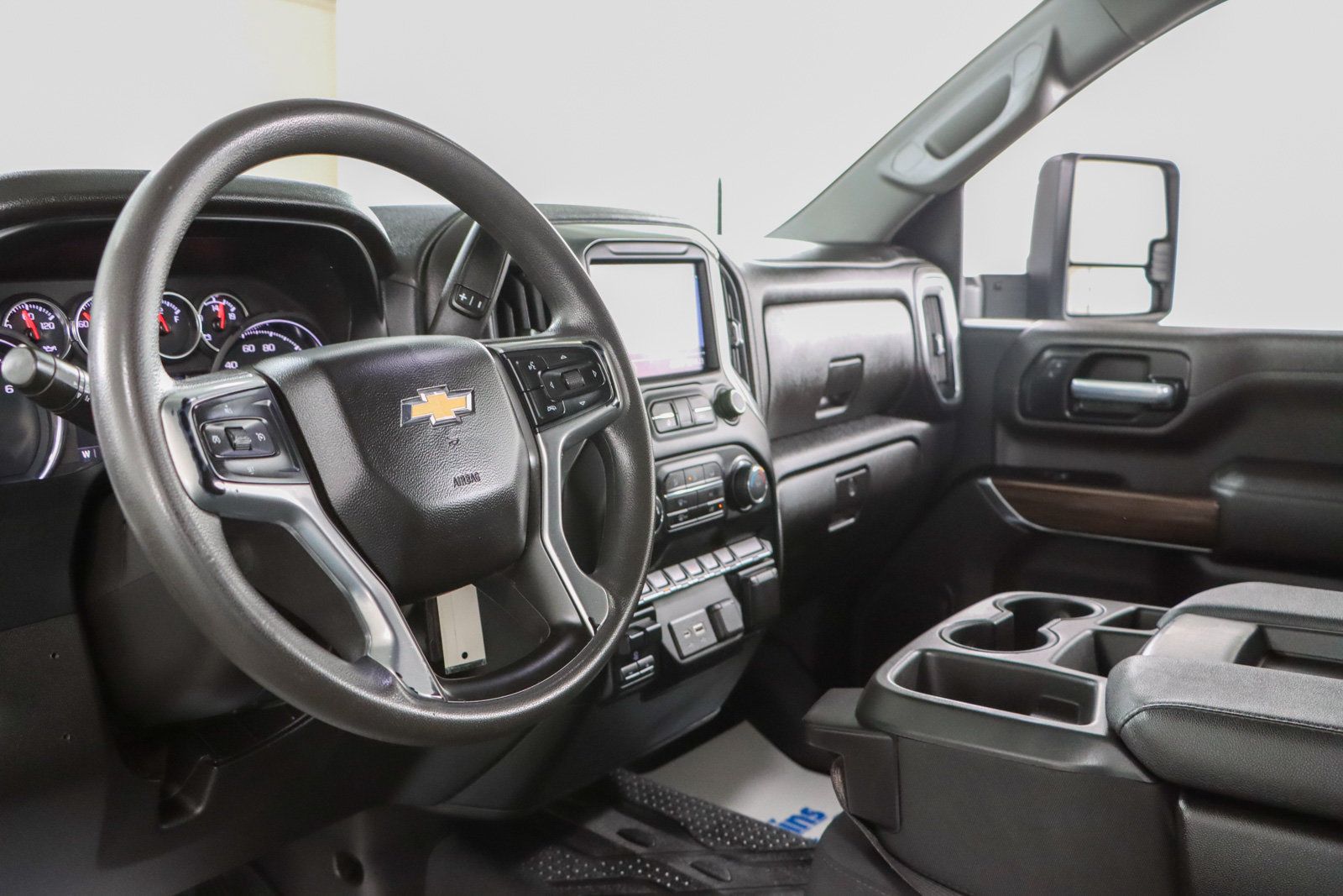 Used 2022 Chevrolet Silverado 2500 LT AWD/4WD image 23