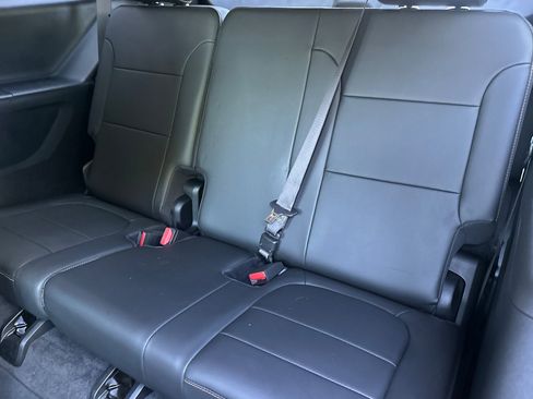 Used 2020 Chevrolet Traverse Premier w/ Redline Edition image 18