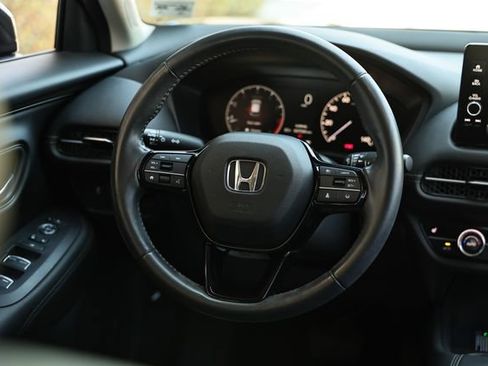 Used 2024 Honda HR-V EX-L image 28