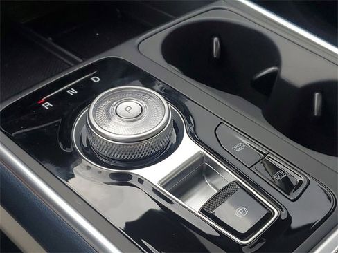 New 2026 Kia Carnival SX w/ SX Dark Edition Package image 29