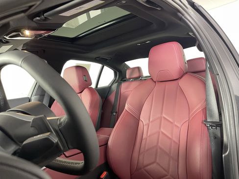 Certified 2024 BMW 540i xDrive w/ Premium Package image 11