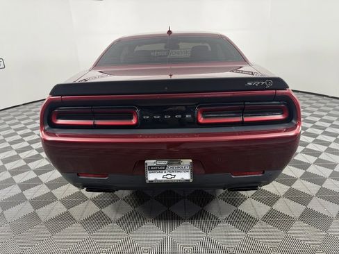 Used 2018 Dodge Challenger SRT Hellcat image 5