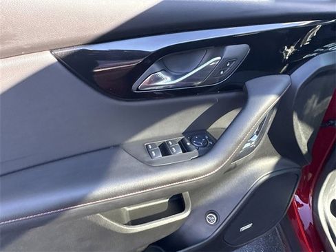 Used 2025 Chevrolet Blazer RS image 24