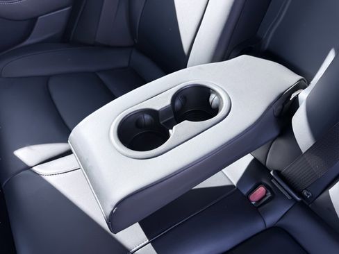 Used 2021 Tesla Model 3 Long Range image 37