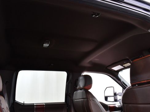 Used 2022 Ford F250 King Ranch w/ Chrome Package image 18