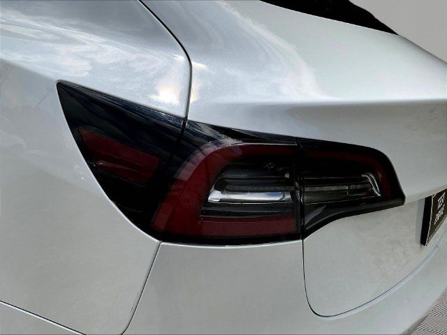 Used 2020 Tesla Model 3 Standard Range Plus RWD image 23