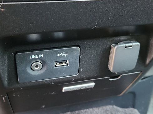 Used 2015 Ford F150 XLT w/ Equipment Group 301A Mid image 21