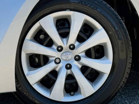 Used 2023 Toyota Corolla LE FWD image 27