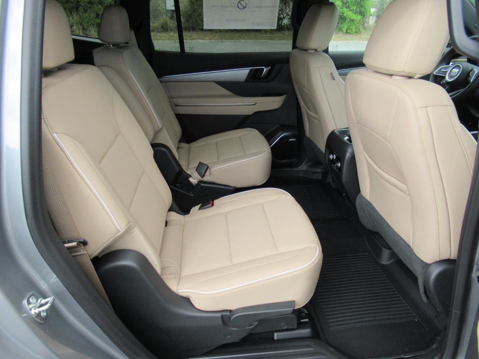 New 2026 Buick Enclave Preferred w/ LPO, Floor Liner Package FWD image 30