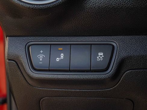 Used 2022 Kia Forte LXS w/ LXS Technology Package image 21