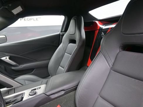 Used 2017 Chevrolet Corvette Z06 RWD image 16