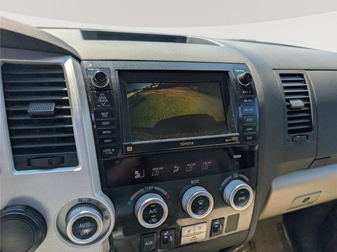 Used 2008 Toyota Sequoia Limited RWD image 31