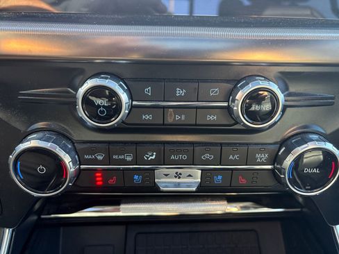 Used 2023 Ford F150 Raptor w/ Raptor Carbon Fiber Package image 13