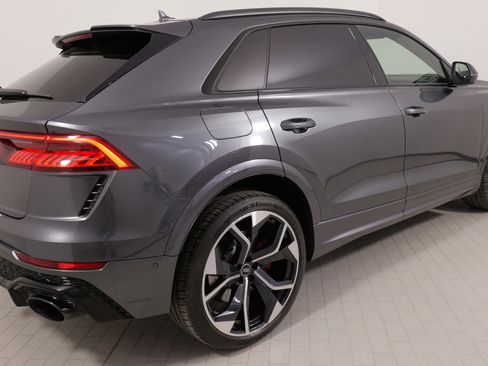 Used 2022 Audi RS Q8 image 12