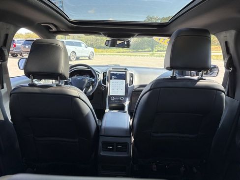 Used 2021 Ford Edge ST-Line image 21