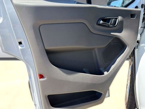 Used 2024 Ford Transit 350 XLT RWD image 18