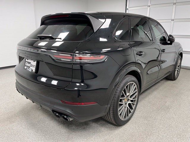 Used 2022 Porsche Cayenne Platinum Edition AWD/4WD image 10