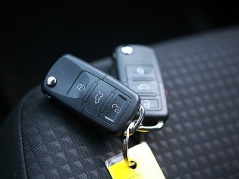 Used 2016 Volkswagen Jetta S image 23