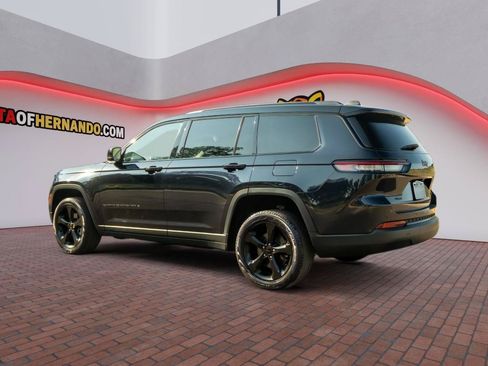 Used 2018 Jeep Grand Cherokee Limited w/ Luxury Group II AWD/4WD image 8
