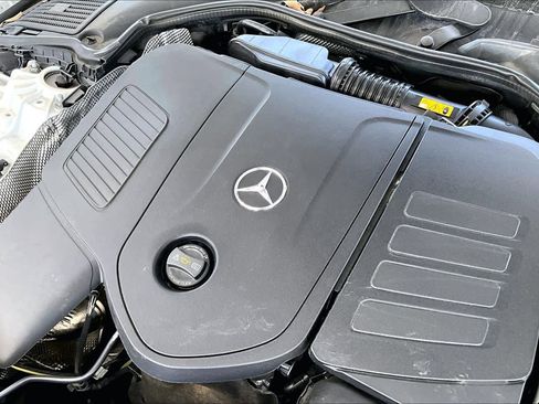 Used 2024 Mercedes-Benz C 300 Sedan image 32