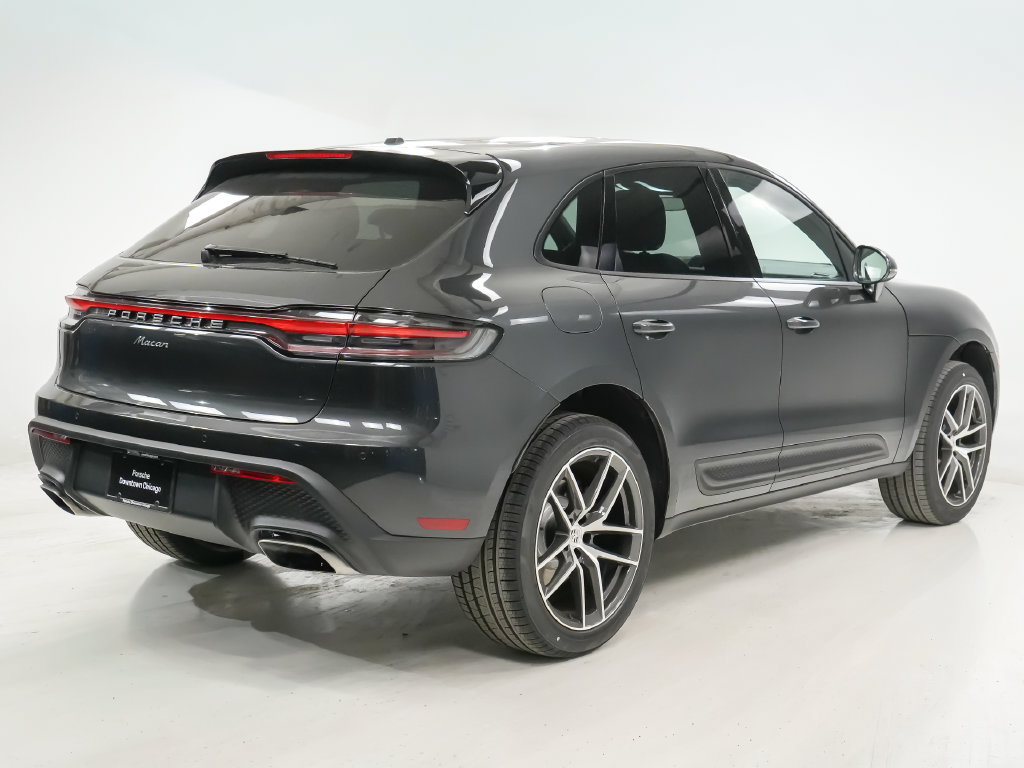 Certified 2026 Porsche Macan AWD/4WD image 10