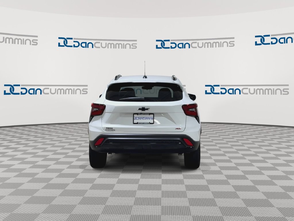Used 2026 Chevrolet Trax RS w/ Driver Confidence Package FWD image 7
