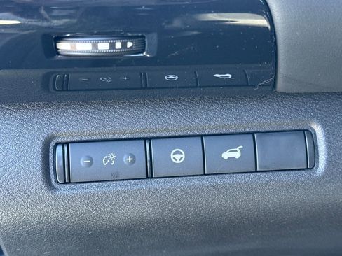 New 2026 Nissan Pathfinder SV image 33