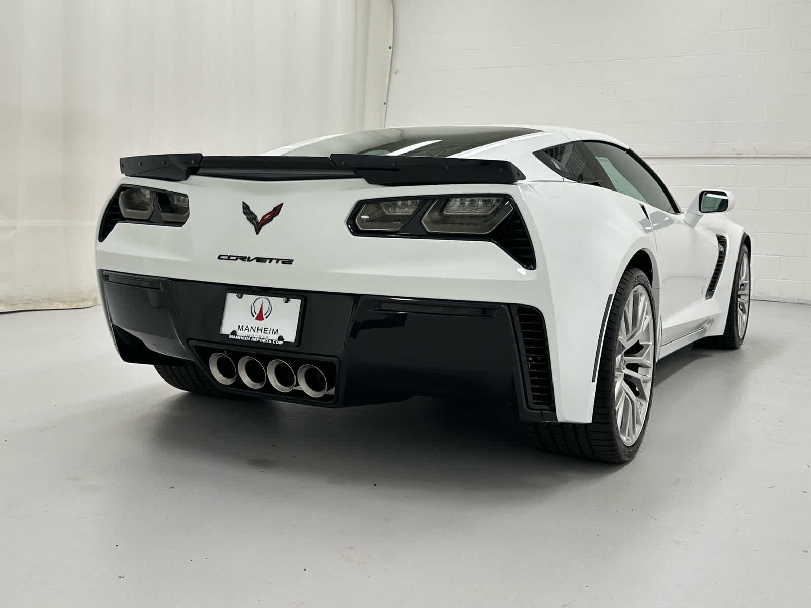 Used 2015 Chevrolet Corvette Z06 RWD image 6