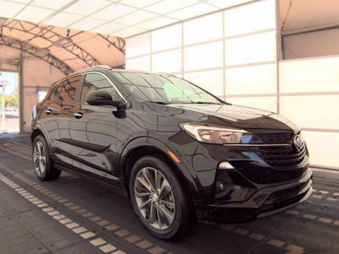 Used 2023 Buick Encore GX Select w/ Sport Touring Package FWD image 4