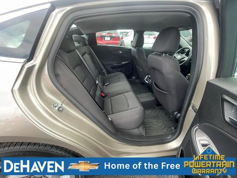 Used 2022 Chevrolet Malibu LT FWD image 24