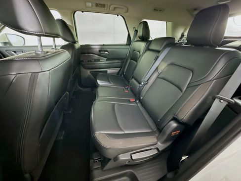 Used 2023 Nissan Pathfinder SL w/ Cargo Package FWD image 28