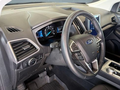 Used 2024 Ford Edge SEL w/ Convenience Package AWD/4WD image 4
