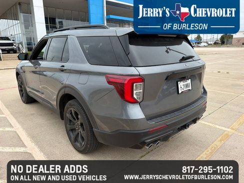 Used 2024 Ford Explorer ST w/ Equipment Group 401A AWD/4WD image 8