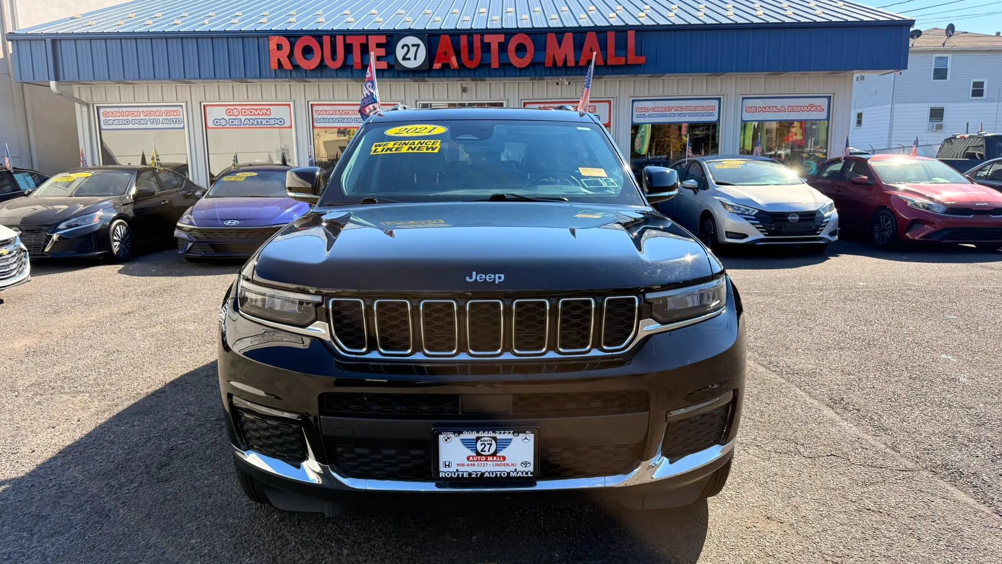 Used 2021 Jeep Grand Cherokee L Limited AWD/4WD image 3
