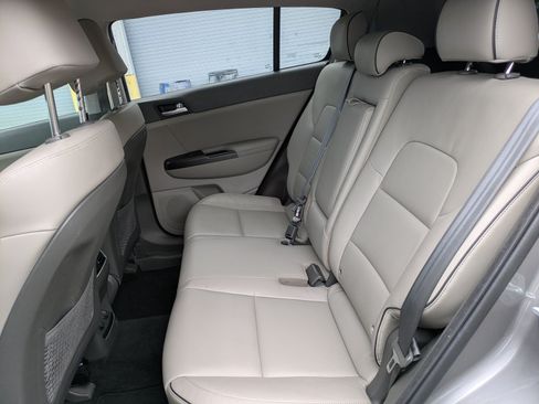Used 2017 Kia Sportage EX FWD image 10