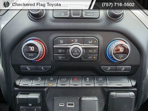 Used 2020 Chevrolet Silverado 1500 RST image 18