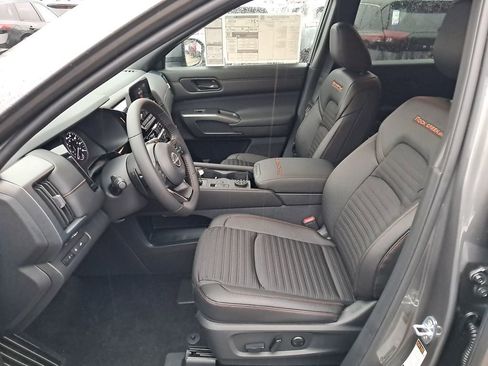 New 2025 Nissan Pathfinder Rock Creek image 10
