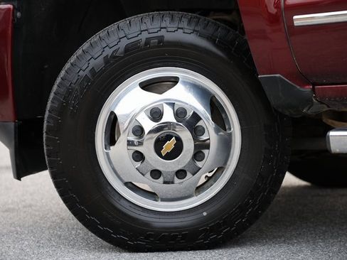 Used 2016 Chevrolet Silverado 3500 High Country w/ Duramax Plus Package image 4