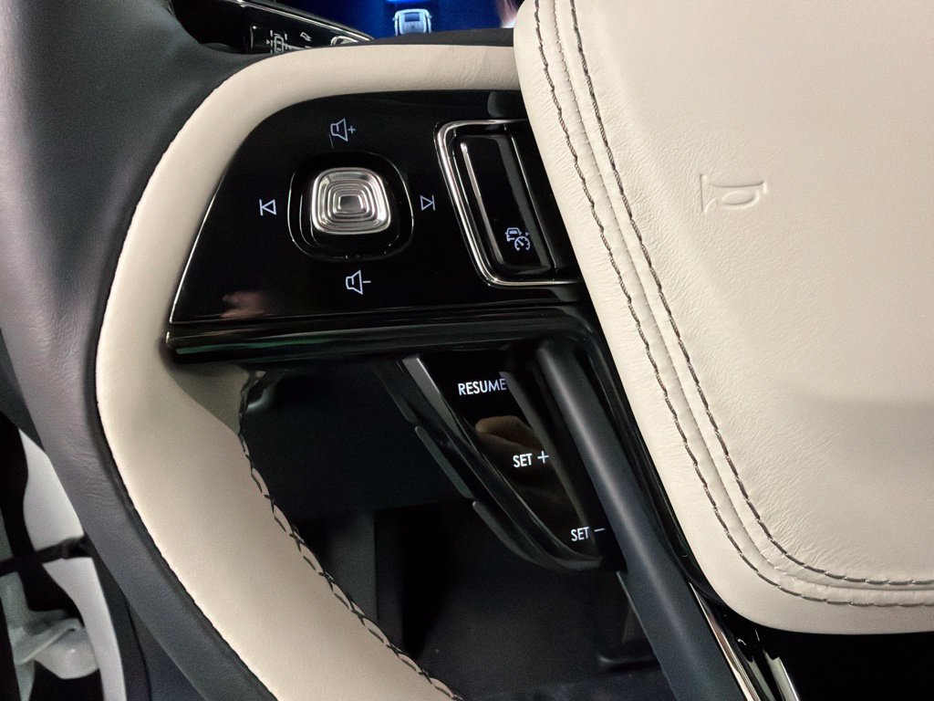 New 2027 Lincoln Aviator Reserve AWD/4WD image 16