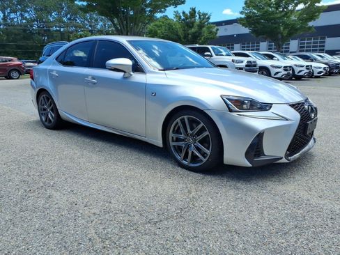 Used 2019 Lexus IS 300 F Sport w/ F Sport Package AWD/4WD image 4