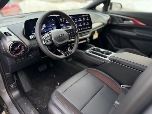 New 2026 Chevrolet Equinox EV RS image 13