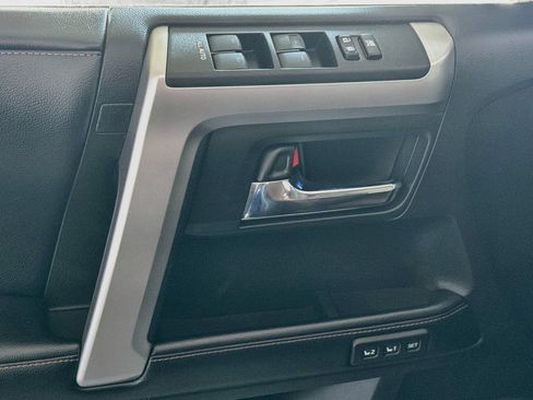 Used 2019 Toyota 4Runner Limited AWD/4WD image 15