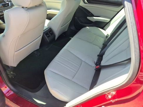Used 2018 Honda Accord EX-L image 9