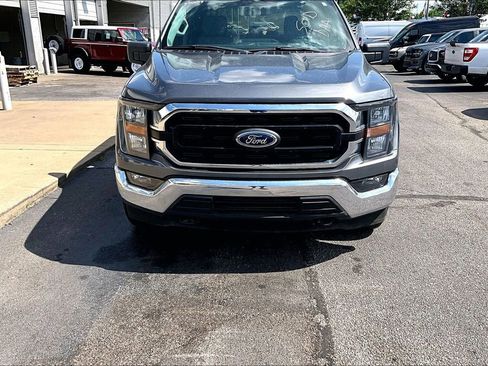 Used 2023 Ford F150 XLT image 5