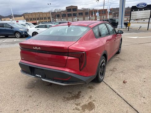 New 2025 Kia K4 GT-Line Turbo FWD image 7