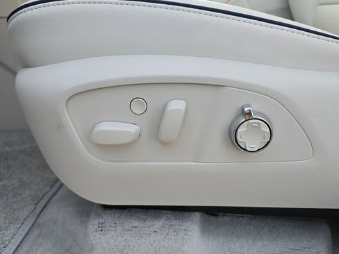 New 2026 Buick Enclave Avenir w/ Super Cruise Package AWD/4WD image 17