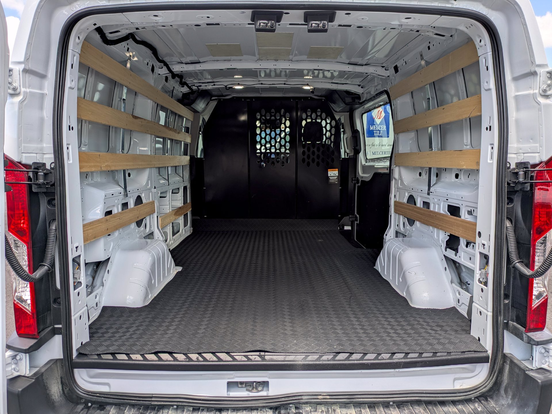 Used 2025 Ford Transit 250 Low Roof w/ Exterior Upgrade Package RWD image 16